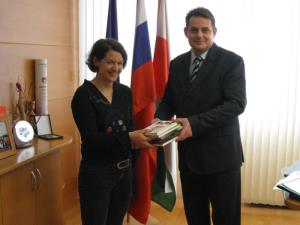 Dan kulturnega praznika pričeli s KNJIGOBEŽNICO