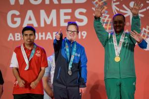 Miha Zalokar z medaljo, foto: Marko Vidmar (vir: ZŠIS)