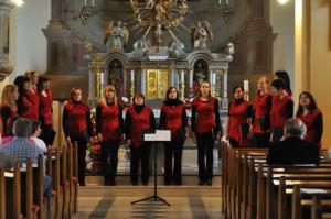 Koncert Vokalne skupine Glasovir navdušil