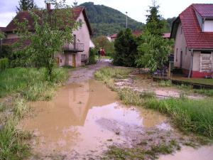 Silovito neurje se je razdivjalo tudi nad Šentjurjem