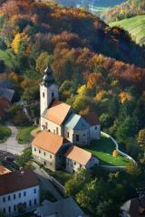 Romarska cerkev Marijinega imena na Kalobju