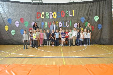 Prvošolci OŠ Dramlje