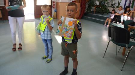 Prvošolca POŠ Prevorje 