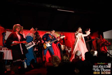 319824489_1102556030428710_6751833156169427101_n