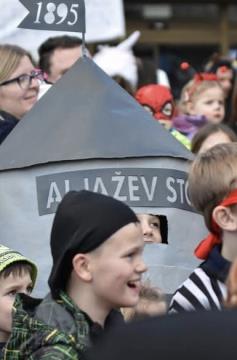 Screenshot_20250216_182657_Facebook