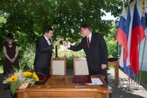 Uradno sklenjeno prijateljsko sodelovanje občin Šentjur in Jirkov