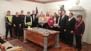 Ponosni svojci in najdražji. 